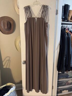 BCBGMAXAZRIA Sleeveless Strappy Maxi Dress in Taupe